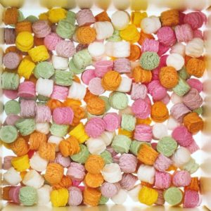 Leone confettini