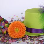 hat-2016797_1920